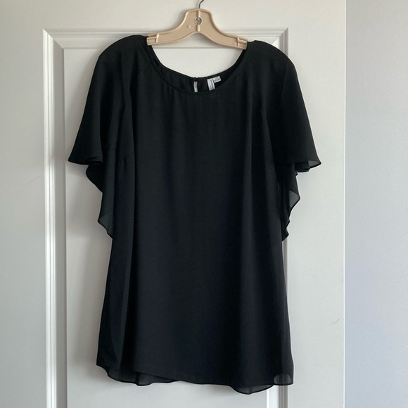 MELANIE LYNE, KATHERINE BARCLAY MONTRAEL | black batwing tiered top, size large - Picture 1 of 7